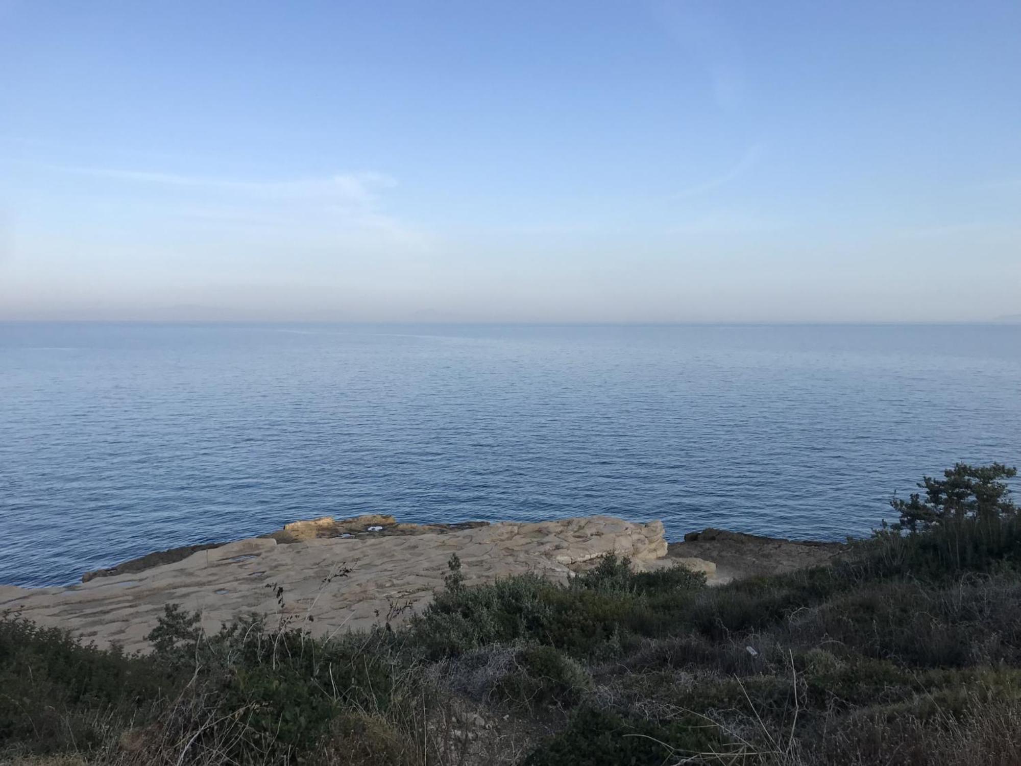 Tiny House Framed By Nature Near Sea In Karaburun Vila Esmirna Exterior foto